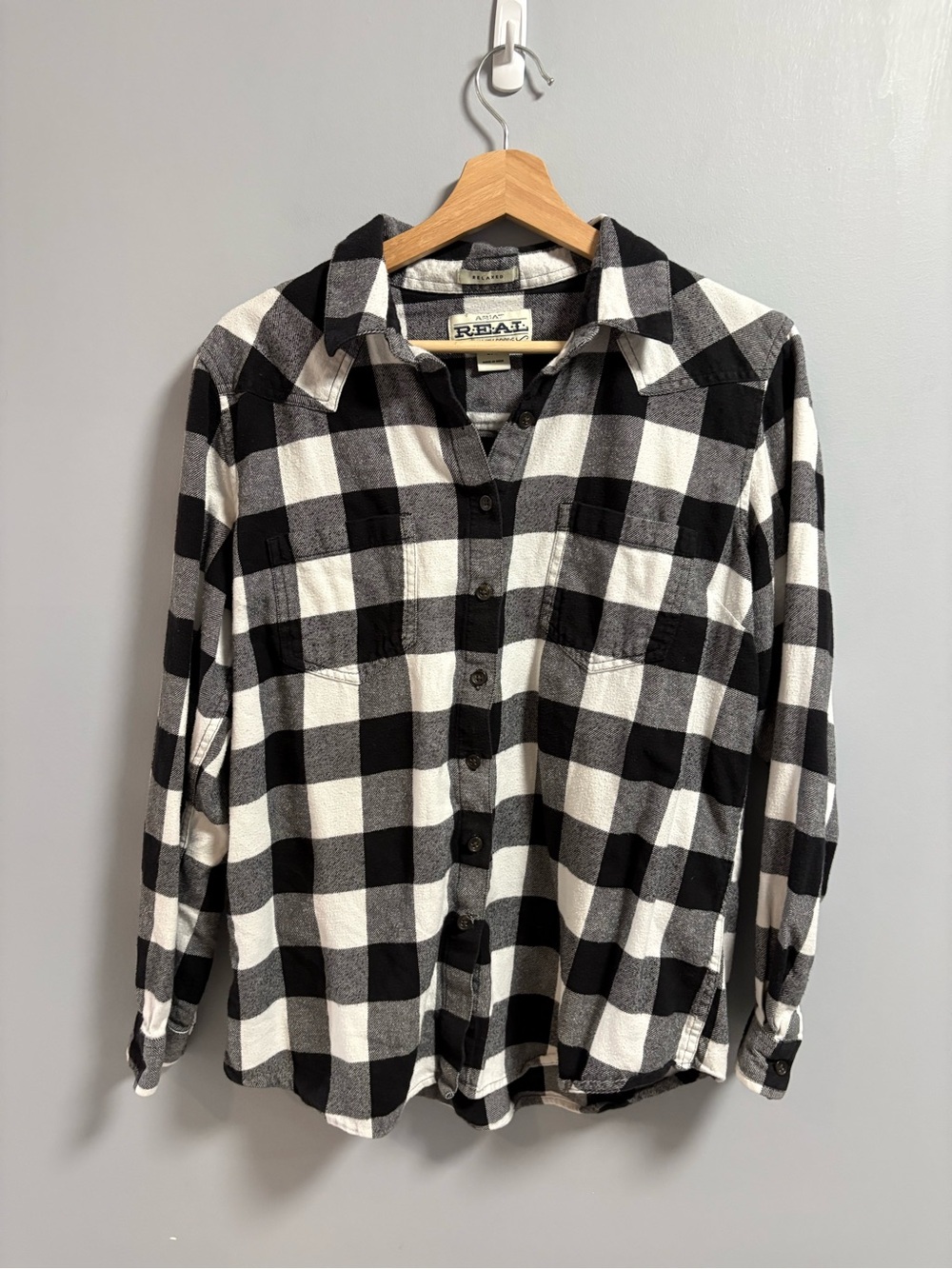 Ariat Button Down Long Sleeve